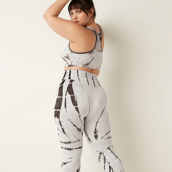 NWT Pink Seamless High Waist 7/8 Workout Tight - Grey Tint Spiral Tie Dye - Picture 2 of 13